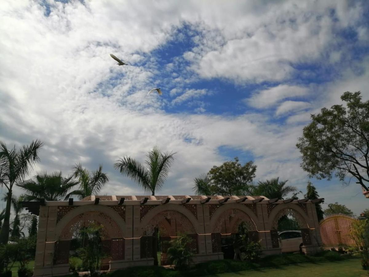 Mann The Palm Retreat Ξενοδοχείο Λάκναου Εξωτερικό φωτογραφία